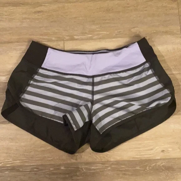 Lululemon Speed Shorts - Picture 3 of 5